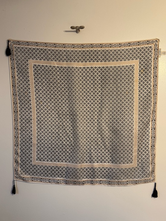 aerie Accessories - Aerie Patterned 100% Silk Scarf with Tassels